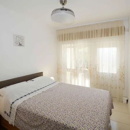 In - Istrien 38219 Apartamento Pula