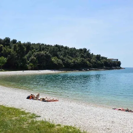 In - Istrien 38219 * بولا