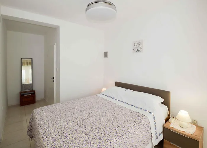 In - Istrien 38219 * Póla